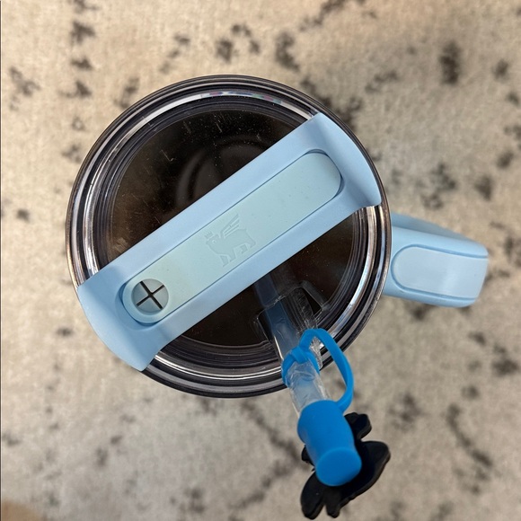 NWT Stanley Quencher 40oz Tumbler with Stitch Design - Picture 6 of 7